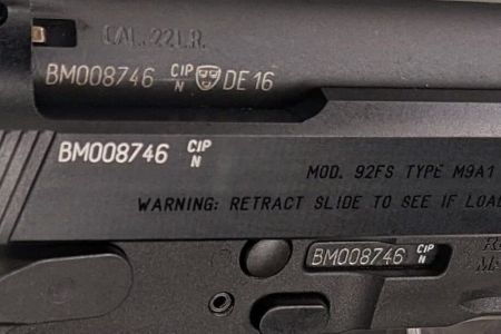 Značení střelných zbraní: Jak obnovit odstraněná sériová čísla